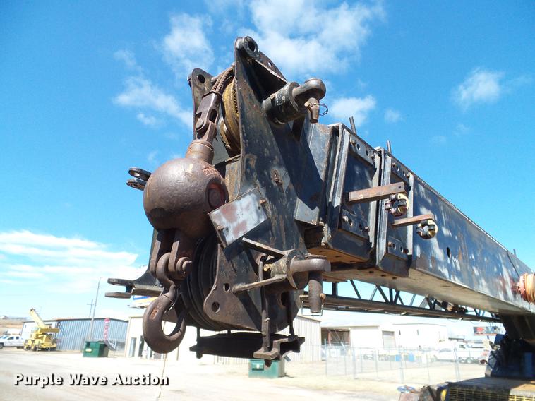 image for item DD1327 1979 Omega 18 crane