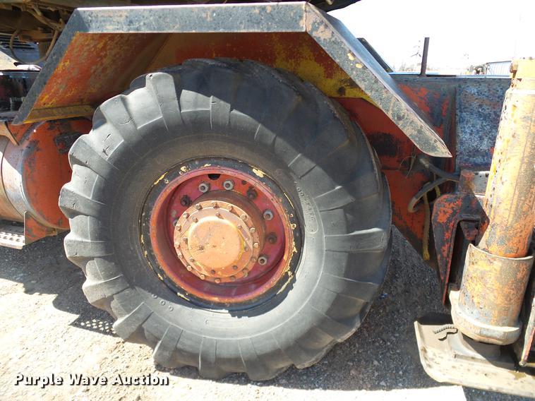 image for item DD1327 1979 Omega 18 crane
