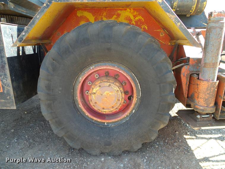 image for item DD1327 1979 Omega 18 crane