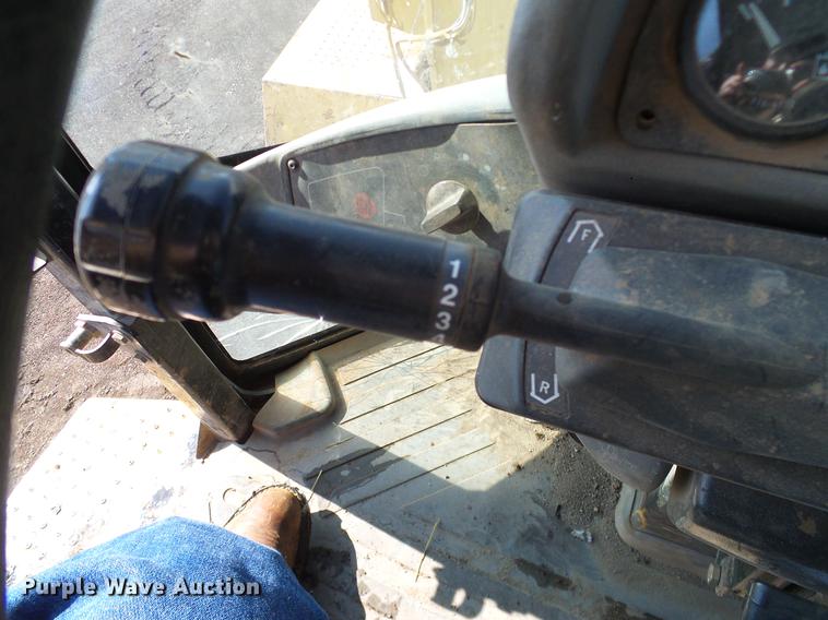 image for item DD1363 1999 Caterpillar 938G wheel loader