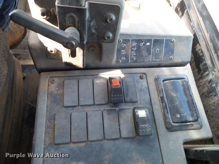 image for item DD1363 1999 Caterpillar 938G wheel loader