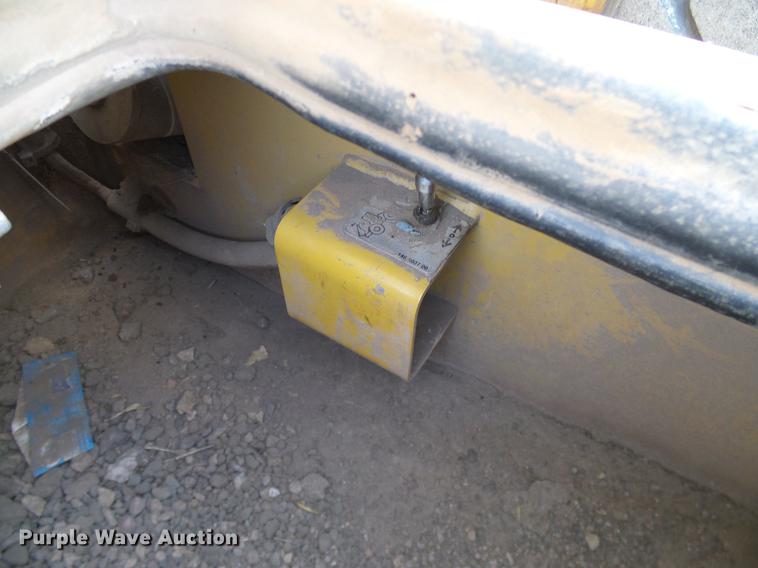 image for item DD1363 1999 Caterpillar 938G wheel loader