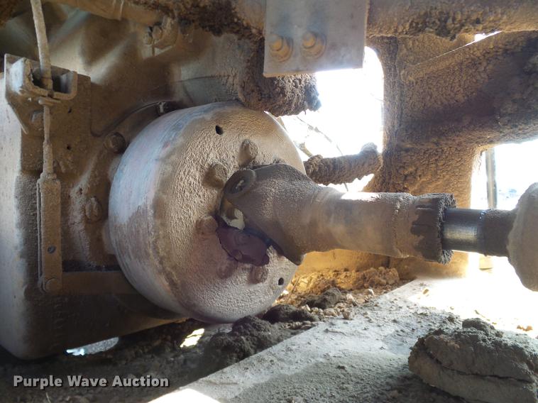 image for item DD1363 1999 Caterpillar 938G wheel loader