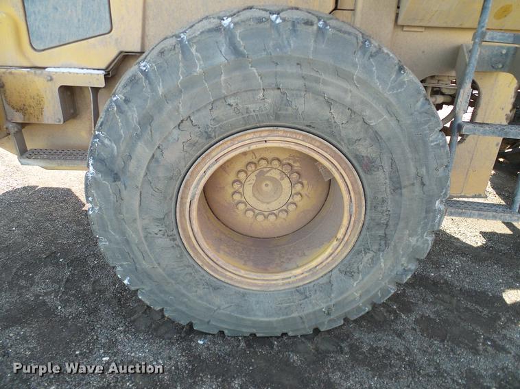 image for item DD1363 1999 Caterpillar 938G wheel loader