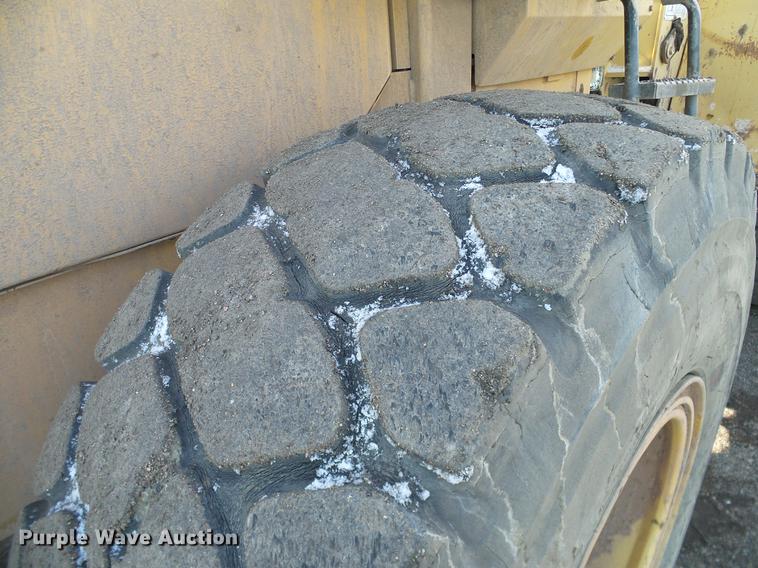image for item DD1363 1999 Caterpillar 938G wheel loader