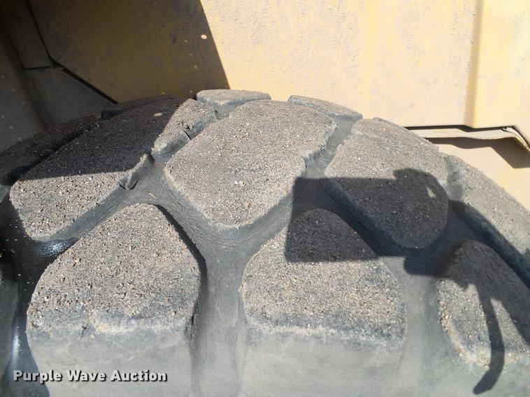 image for item DD1363 1999 Caterpillar 938G wheel loader