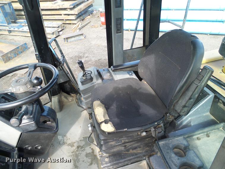 image for item DD1368 1998 Caterpillar 962G wheel loader