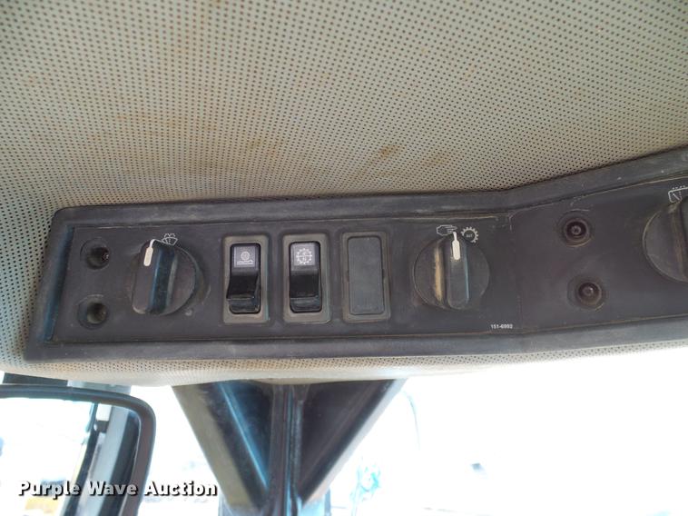 image for item DD1368 1998 Caterpillar 962G wheel loader