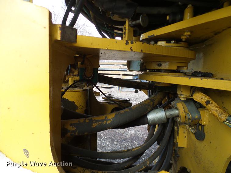 image for item DD1368 1998 Caterpillar 962G wheel loader
