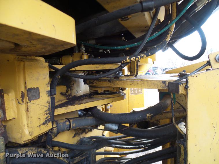 image for item DD1368 1998 Caterpillar 962G wheel loader
