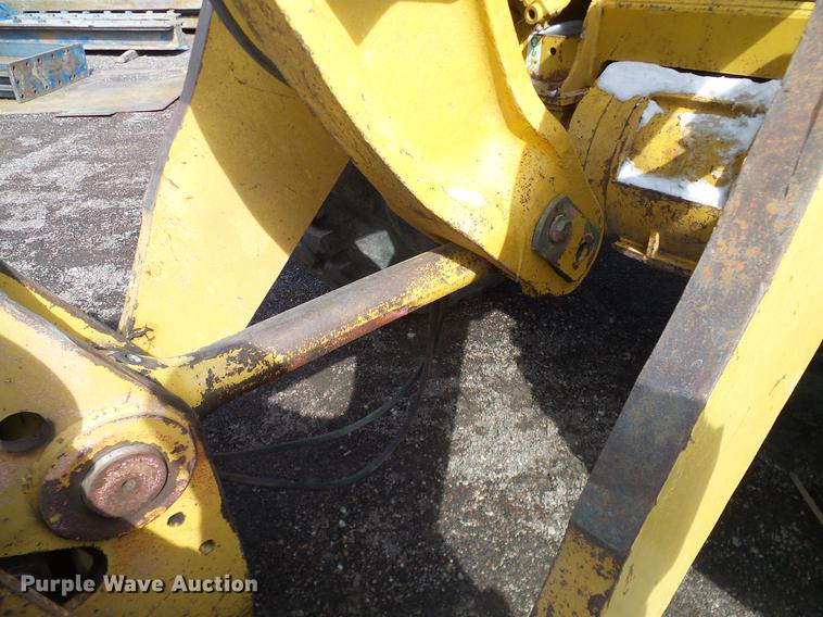 image for item DD1368 1998 Caterpillar 962G wheel loader