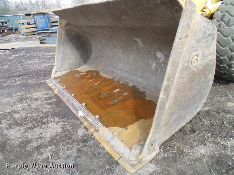 image for item DD1368 1998 Caterpillar 962G wheel loader