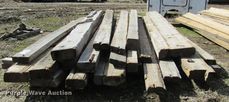 image for item DD2724 (23) pieces lumber