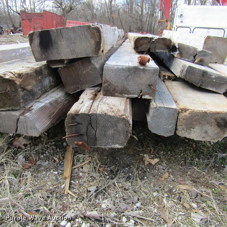 image for item DD2724 (23) pieces lumber