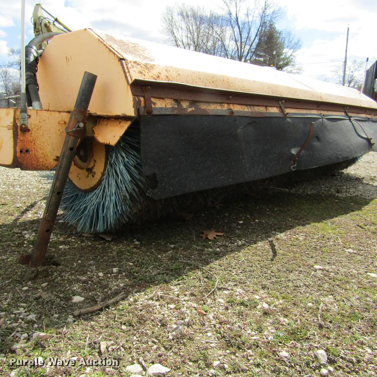 image for item DD2725 (2) M-B Company TKH brooms