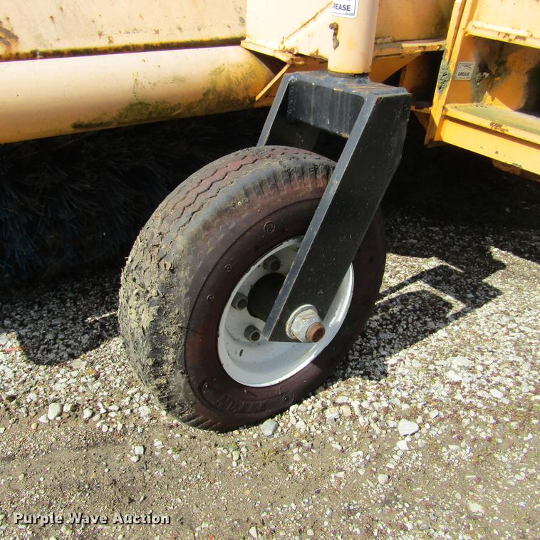 image for item DD2725 (2) M-B Company TKH brooms