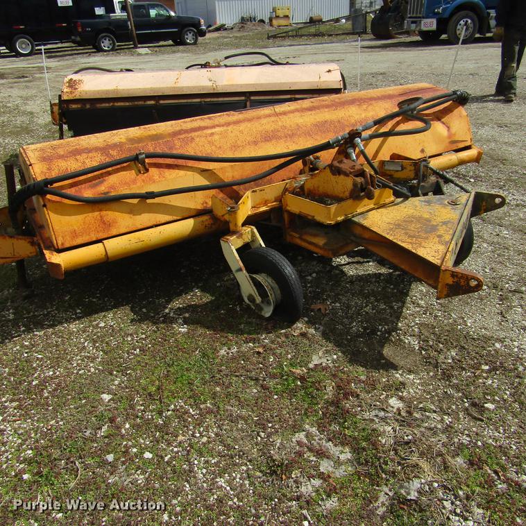 image for item DD2725 (2) M-B Company TKH brooms