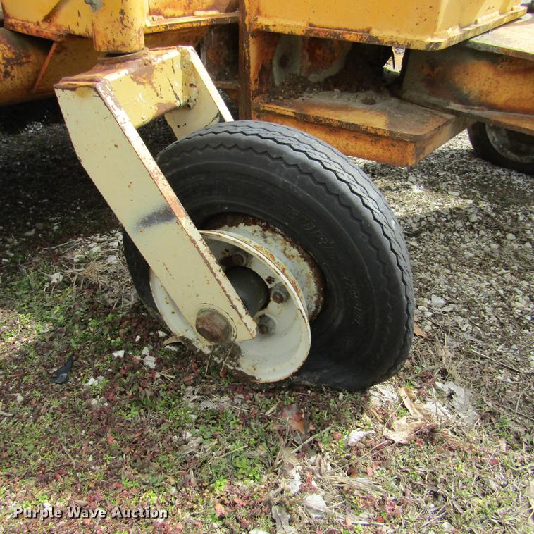 image for item DD2725 (2) M-B Company TKH brooms