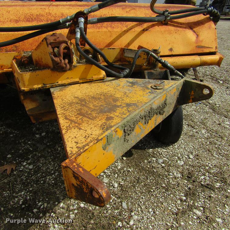 image for item DD2725 (2) M-B Company TKH brooms