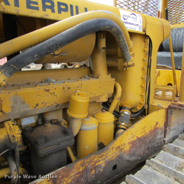 image for item DD2726 1965 Caterpillar D6B dozer