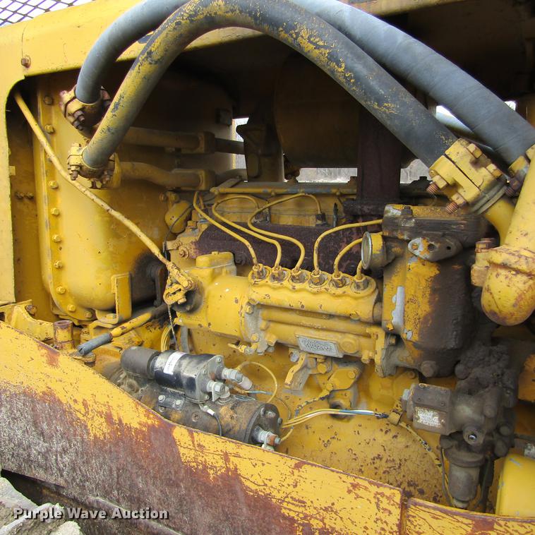 image for item DD2726 1965 Caterpillar D6B dozer