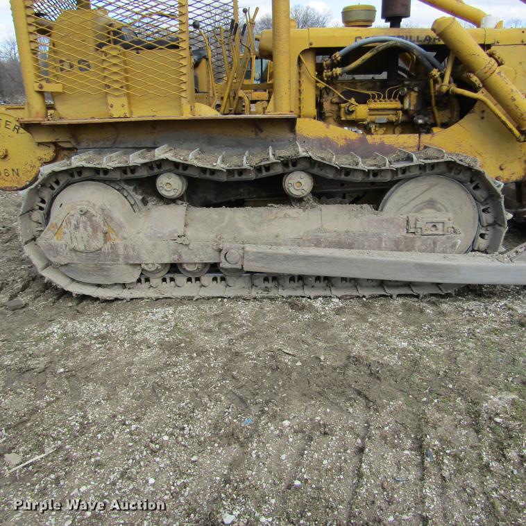image for item DD2726 1965 Caterpillar D6B dozer