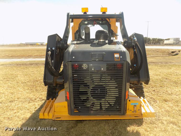 image for item DD2810 2017 John Deere 333G skid steer