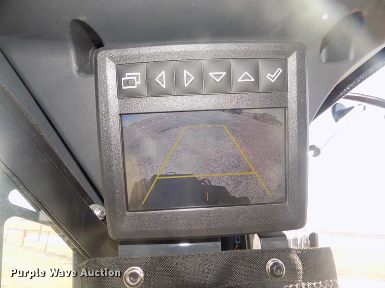 image for item DD2810 2017 John Deere 333G skid steer