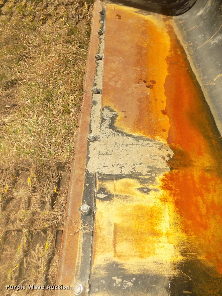 image for item DD2810 2017 John Deere 333G skid steer