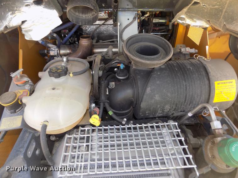 image for item DD2810 2017 John Deere 333G skid steer