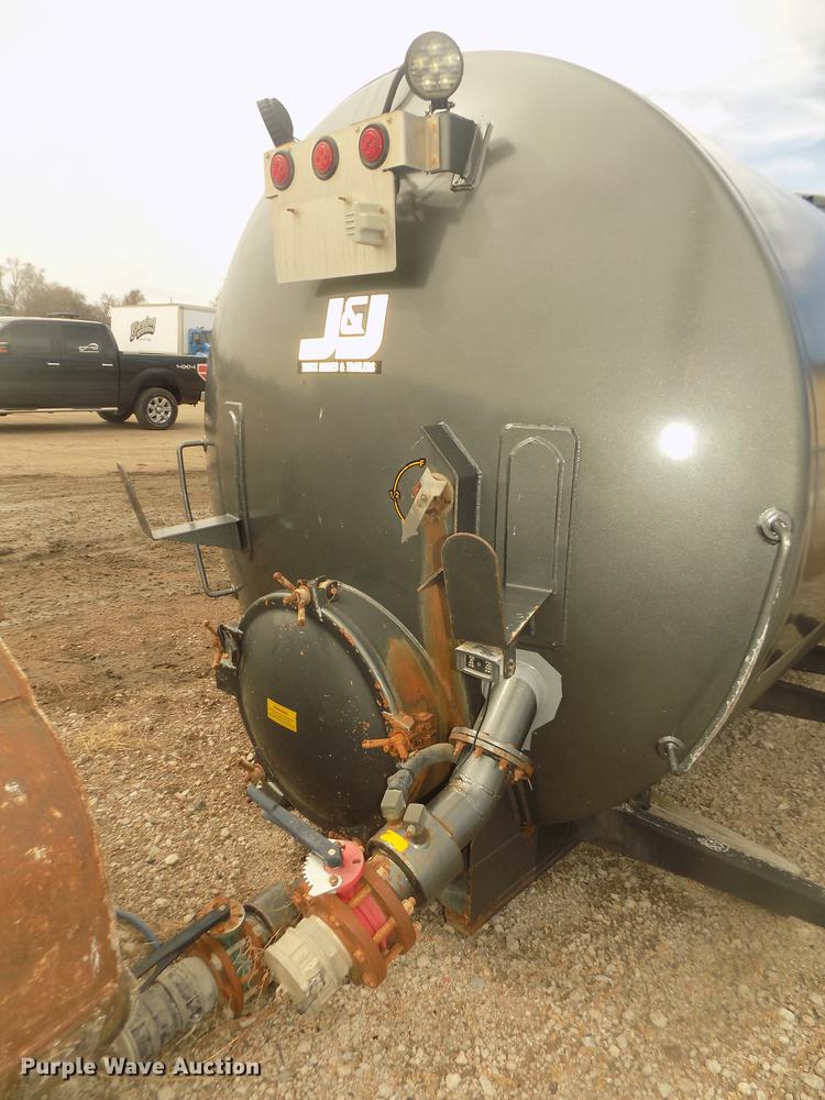 image for item DD2812 J&J 102511 vacuum tank