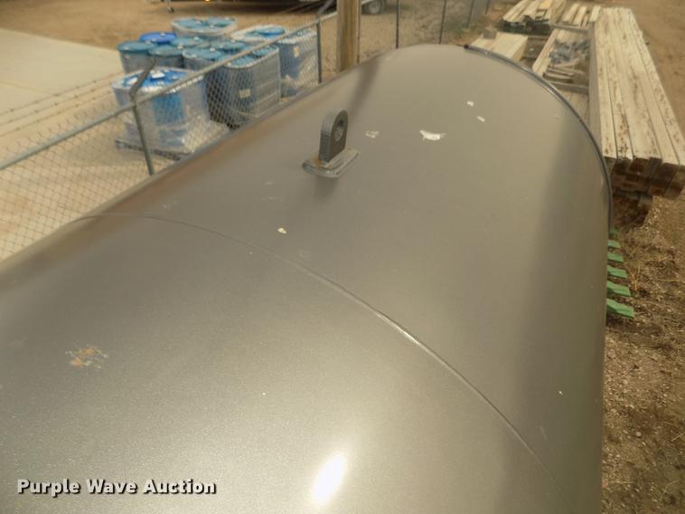 image for item DD2812 J&J 102511 vacuum tank