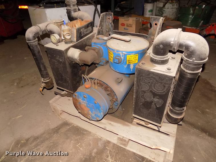 image for item DD2812 J&J 102511 vacuum tank