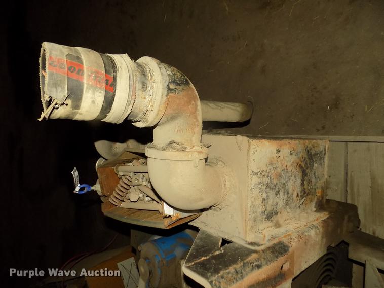 image for item DD2812 J&J 102511 vacuum tank