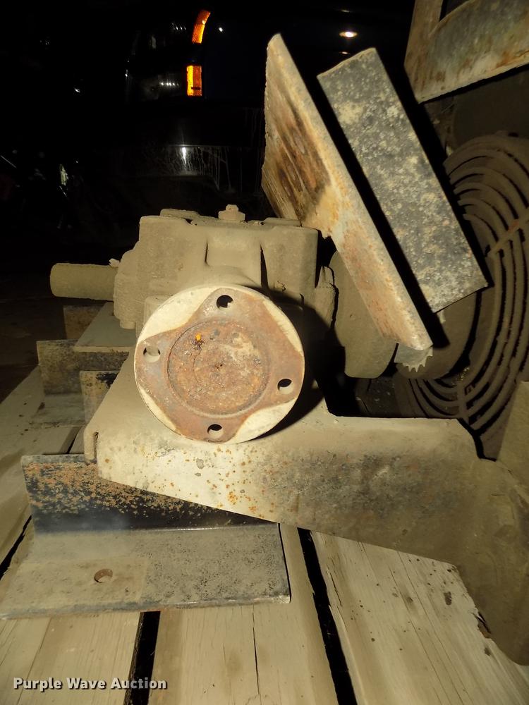 image for item DD2812 J&J 102511 vacuum tank