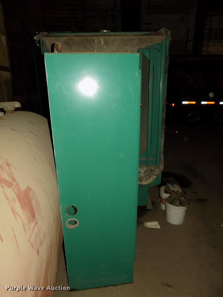 image for item DD2814 Onan 250ODFM-17R/27619N generator