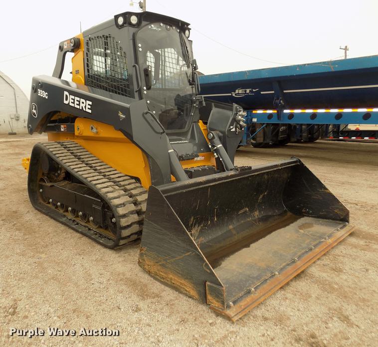 image for item DD2818 2017 John Deere 333G skid steer