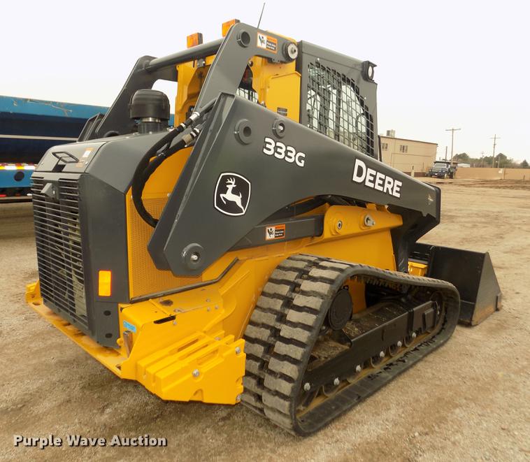 image for item DD2818 2017 John Deere 333G skid steer