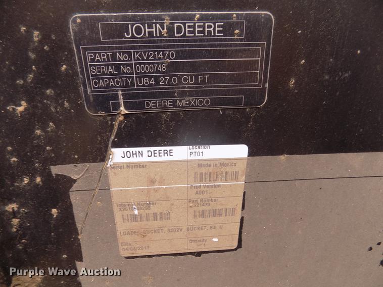 image for item DD2818 2017 John Deere 333G skid steer