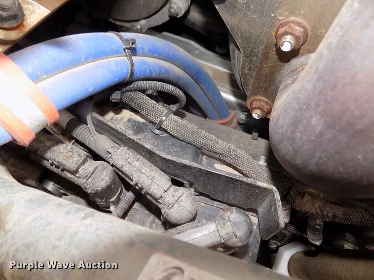 image for item DD2818 2017 John Deere 333G skid steer