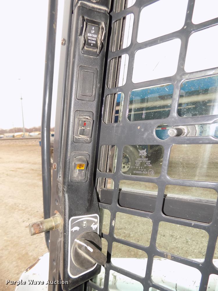 image for item DD2819 2014 Bobcat T770 skid steer