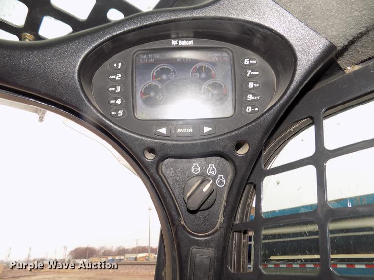 image for item DD2819 2014 Bobcat T770 skid steer