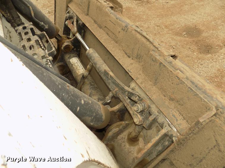 image for item DD2819 2014 Bobcat T770 skid steer