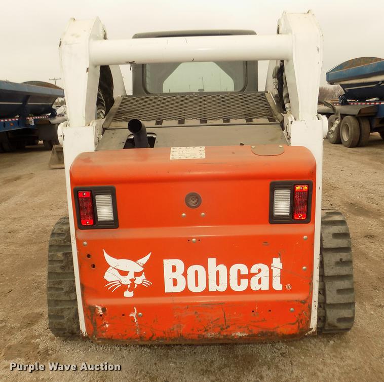 image for item DD2820 2009 Bobcat T320 skid steer