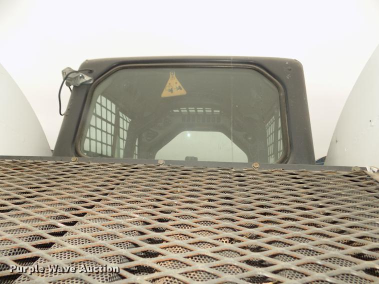 image for item DD2820 2009 Bobcat T320 skid steer