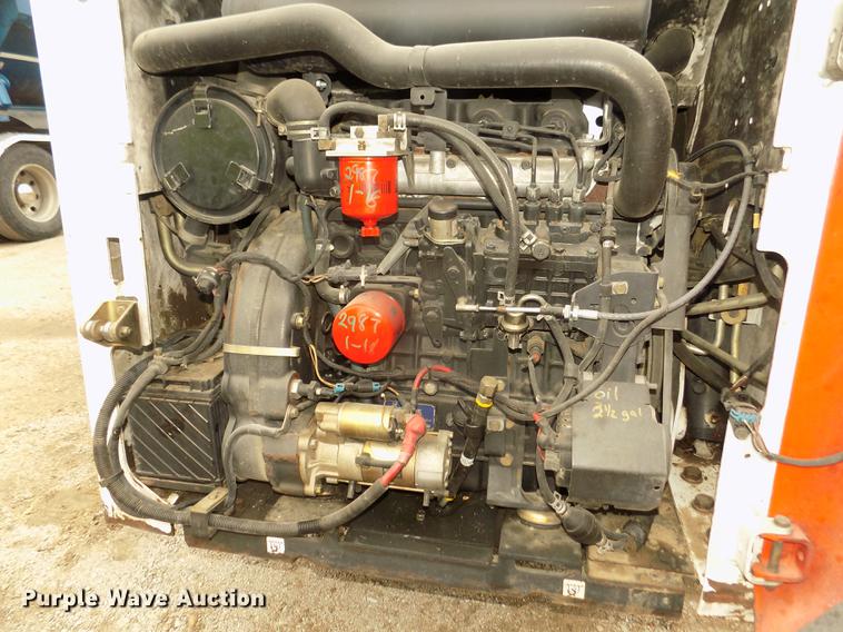 image for item DD2820 2009 Bobcat T320 skid steer