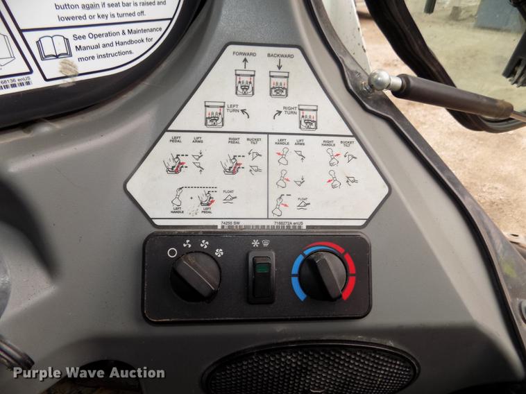 image for item DD2821 2012 Bobcat T770 skid steer