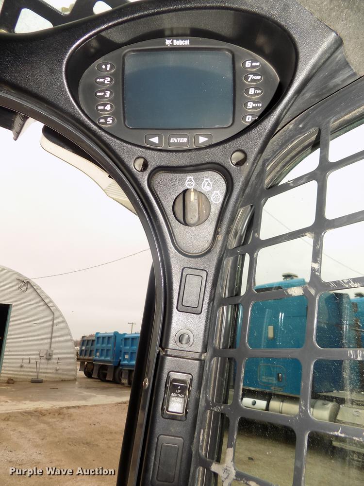 image for item DD2821 2012 Bobcat T770 skid steer