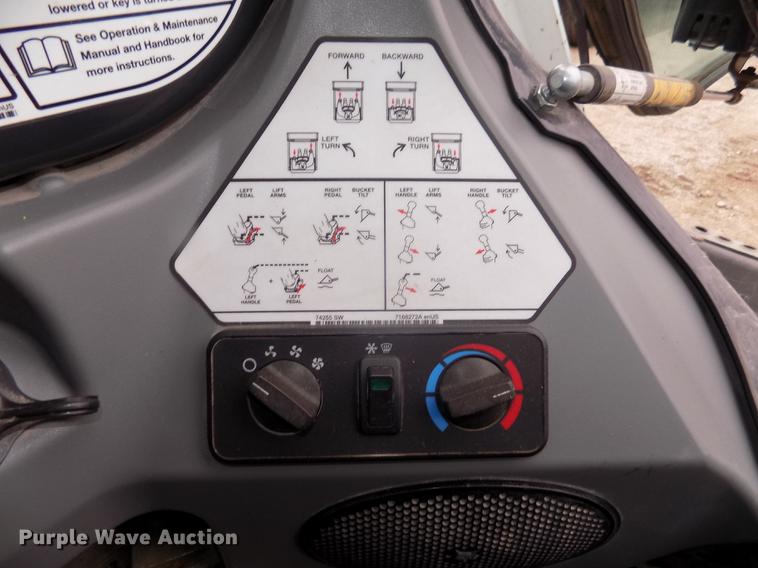 image for item DD2822 2014 Bobcat T590 skid steer