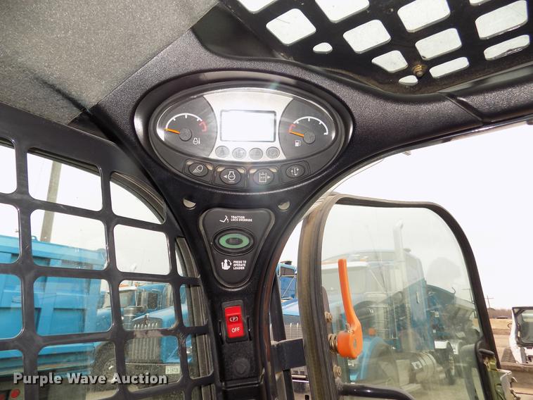 image for item DD2822 2014 Bobcat T590 skid steer